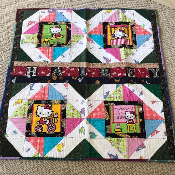 NWOT HELLO KITTY handmade child’/baby/crib quilt - Picture 1 of 8